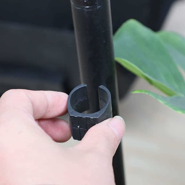 50 stycken U-formade plastglidskydd för stolsben (25 mm), U-formade plastskydd för stolsben