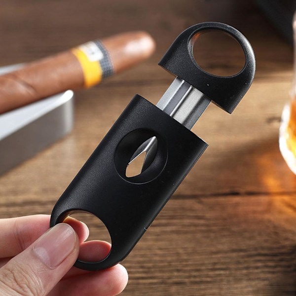 V-Cut Cigar Cutter Wedge Cut Bærbare Cigar Cuttere til Mænd (4-pak, Sort)