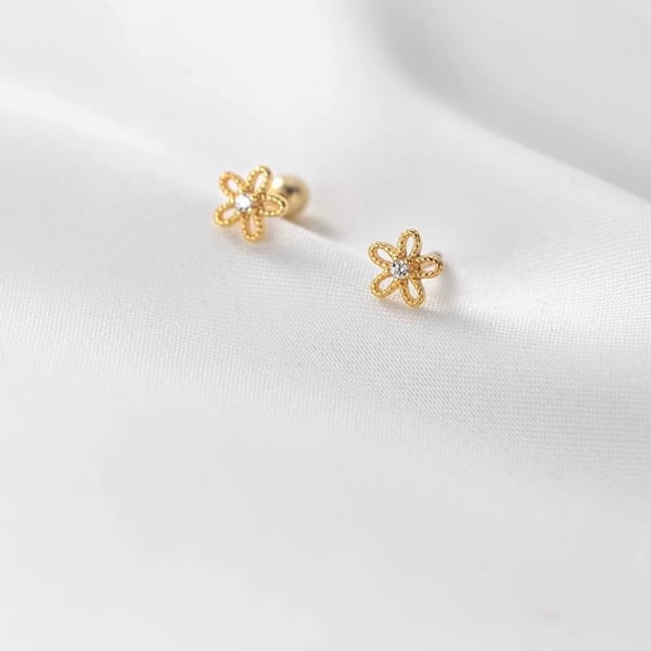 18G Daisy Flower Stud Cartilage Øredobber for Kvinner Jenter 925 Sterling Sølv  Tiny Cute Floral 3mm Ball Barbell Skrue Ba