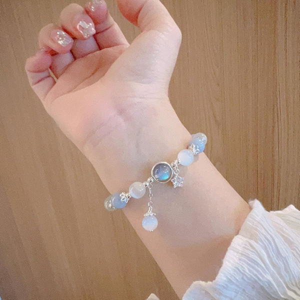 Handgjord naturlig kristallstretch ädelsten hänge armband pärlar armband, kvinnors lycka stjärna måne pärlar armband armband f