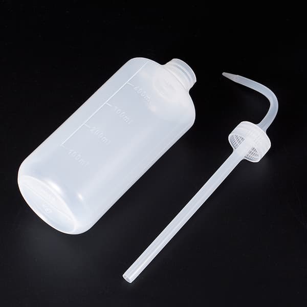 Set med 2 flaskor - 250 ml mjuka klämflaskor för växter