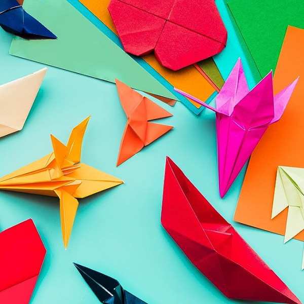 200 ark origamipapper 15x15 cm och 10x10 cm 80 gsm i 10 co