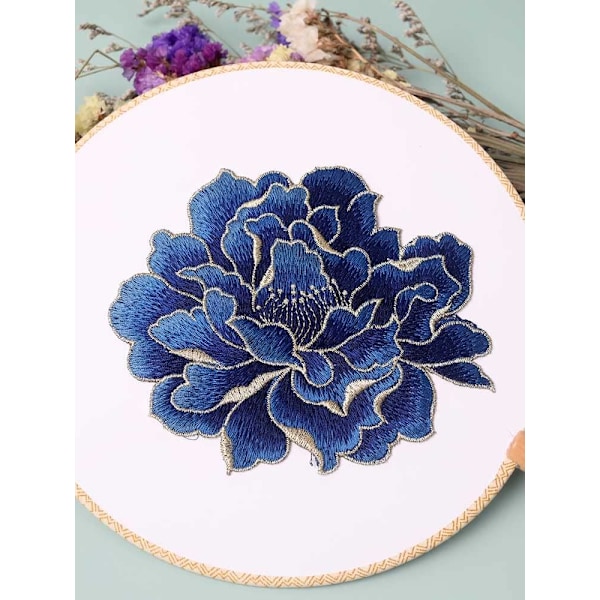 Sy-på Peony Blomster Patches, Broderet Blomst Applikationer til DIY Tøj, Jakker, Jeans, Rygsække, Hatte, Kunsthåndværk Syning (Mørkeblå Peony)
