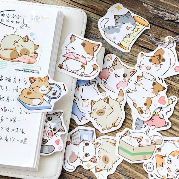 Små Scrapbook Stickers, 45 st Doraking Boxed DIY Dekoration Supersöta Katt Stickers för Laptop Planerare Scrapbook Resväska Dagbok Anteckningsböcker Alb