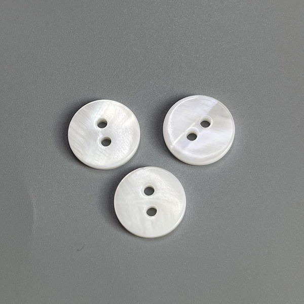 50 kpl 1,2 cm luonnonkuorinappeja, ompelutarvike