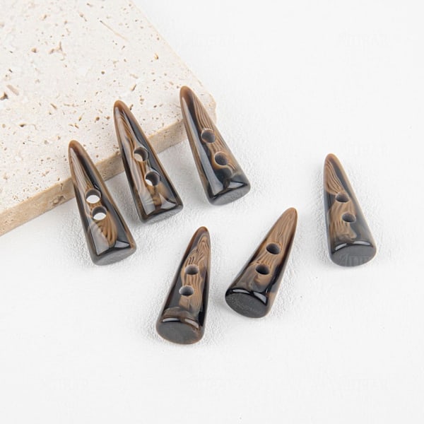 10-pakning Resin Knebelknapper Horn Tannform To Hull Knapp for Jakke Kåpe