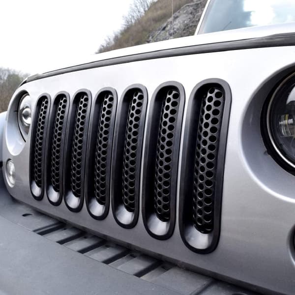 7-delt sort frontgitter sæt til Jeep Wrangler og Wrangler Unl
