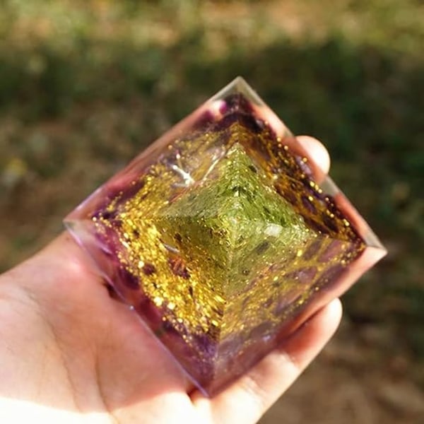 6cm Krystallpyramide, Amethyst Pyramide Edelsten, Livets Tre Pyramide