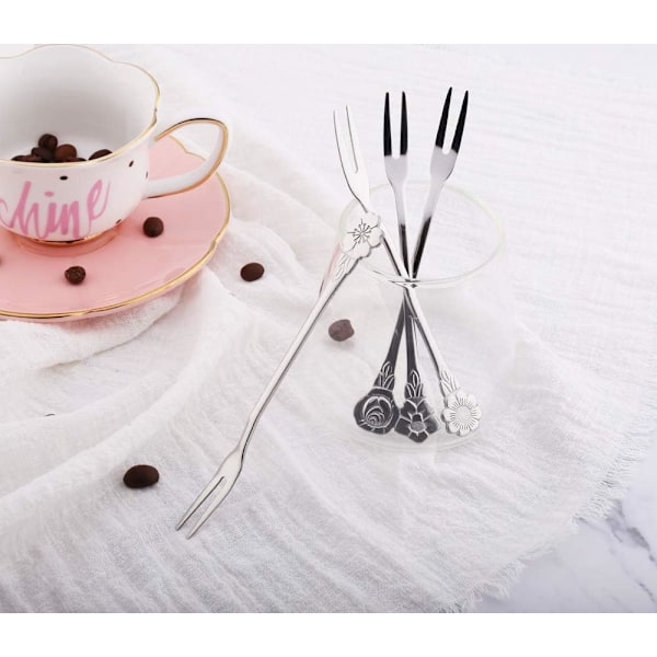 8 st 12,4 cm Blommor Rostfritt Stål Fruktgafflar Små Inläggningsgafflar Dessert Tårtgafflar Sallad Bistro Cocktail Gaffel Tvåuddad Middag Förrätt Gaffel För