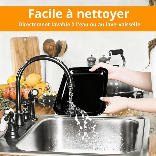 Set med två rektangulära svarta plasttallrikar, rektangulär bordsskiva för vardagsrum