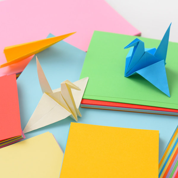200 ark origami papir 15x15 cm og 10x10 cm 80 g/m2 i 10 co.