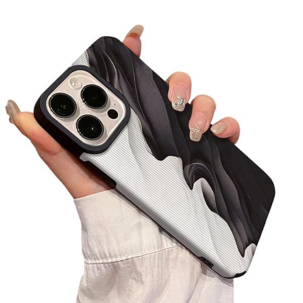 iPhone 15 Pro Max Skal - Black and white waves