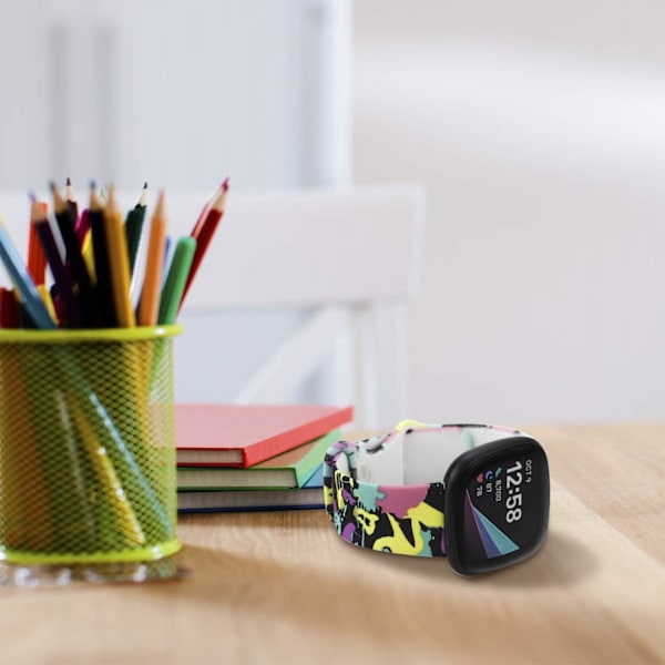 Kompatibel med Fitbit Versa 4/ Versa 3 klocka för kvinnor