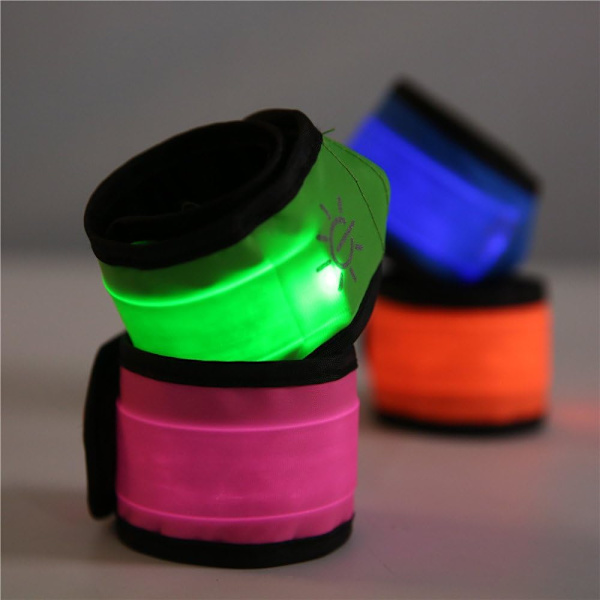 [4 stk. LED Slap Armbånd Lys Glow Band til Løb, Udskiftelig