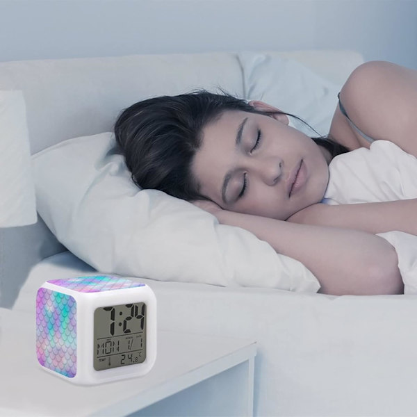 Rosa Turkos Lila Gradient Sjöjungfru Svans Fjälls Fjälls 7 Färg LED Ändra Digital Lysande Väckarklocka, LED Kub Nattljus Klocka, Vakna