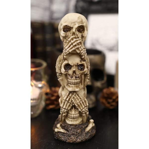 Ebros Triple Stacked Funny See Hear Speak No Evil Skulls Figurine för läskiga dekorationer och spöklika makabra kyrkogård Ossuary Skeletons Multi