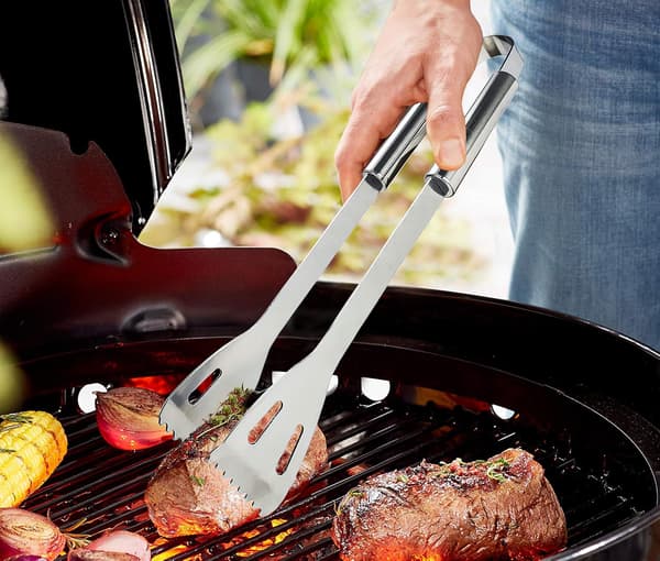 Grillredskabssæt i rustfrit stål: Tang, kødgreb, pensel, spatel, 5 spyd + bæretaske til picnic, camping og grillmadlavning