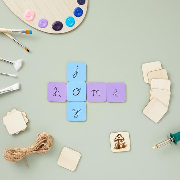 60-pack 2x2 Träkvadrater för pyssel, 2,5 mm Obehandlade träutskärningar med rundade hörn 2 x 2 tum