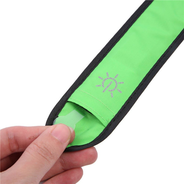 [4-pack LED-slap armbandlampor glödband för löpning, utbytbara