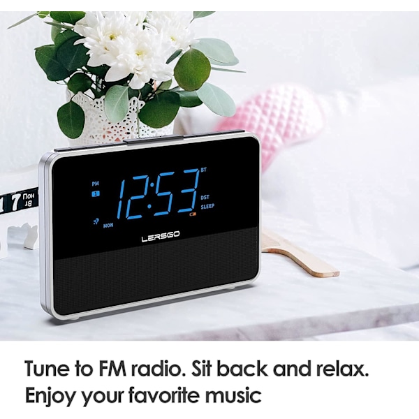 Vækkeur Radio Bluetooth V5.2 Højttaler med HD Lyd og Bas, Blåt Display med Auto Dimmer, Snooze, Sleep Timer, Justerbar Lydstyrke, 5V1A USB Lvory