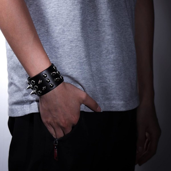 Læderarmbånd Punk Armbånd med Nitter