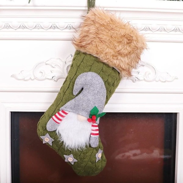 3 stk. Jule-Strømper Xmas Santa Gnome Hængende Slik Gavepose Dekoration Striber Holly Plush Faux Fur Cuff Juletræ Topper Ornament Ferie