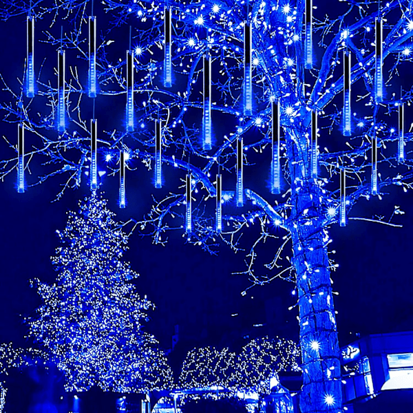 Julelys utendørs, blå meteorskurlys og flerfargede fosselys for juletre, utendørs juledekorasjoner for hagen