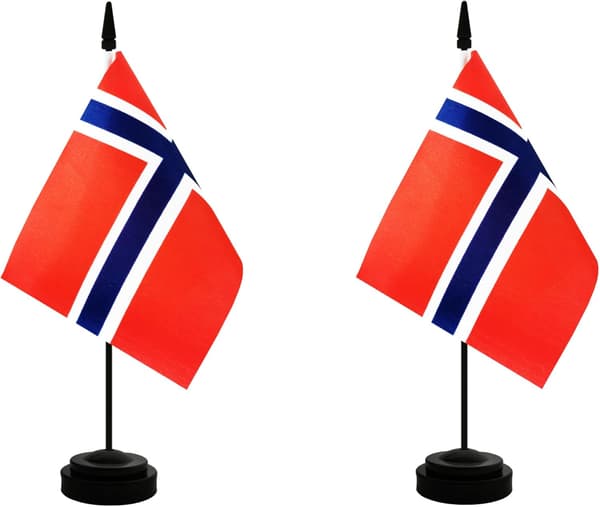 2-pakning Norge skrivebordsflagg, norsk bordkontorflagg med solid stang og stativbase, internasjonalt landsflagg, festivalfeiring, klasserom