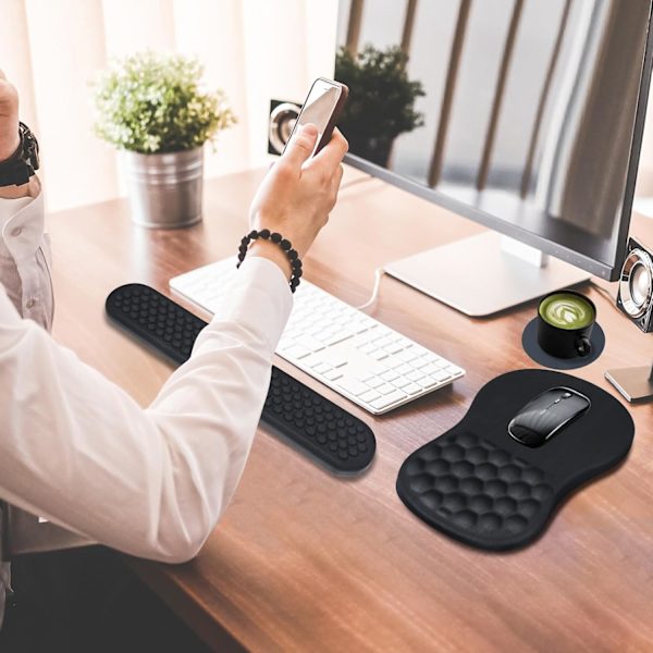Ergonomisk musmatta med handledsstöd, musmatta med handledsstöd, tangentbords handledsstöd halkfri PU-bas massagedesign och minnesskumset Relief Svart