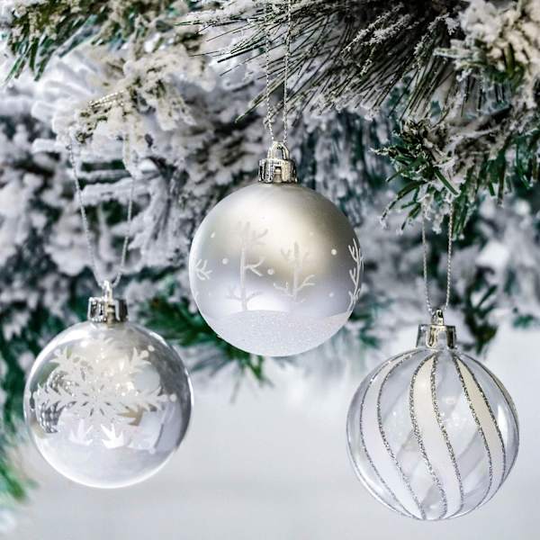 Fryst vinter, silver och vit, splittersäkra julgranskulor - set om 9
