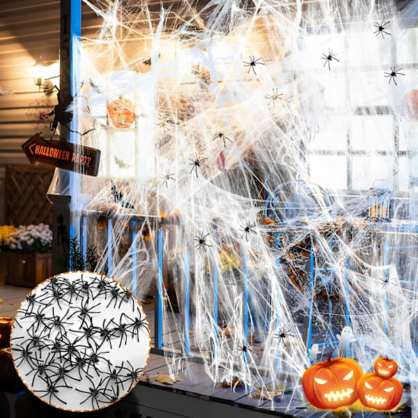 Halloween spindelvævsdekorationer med uhyggeligt stof og edderkopper