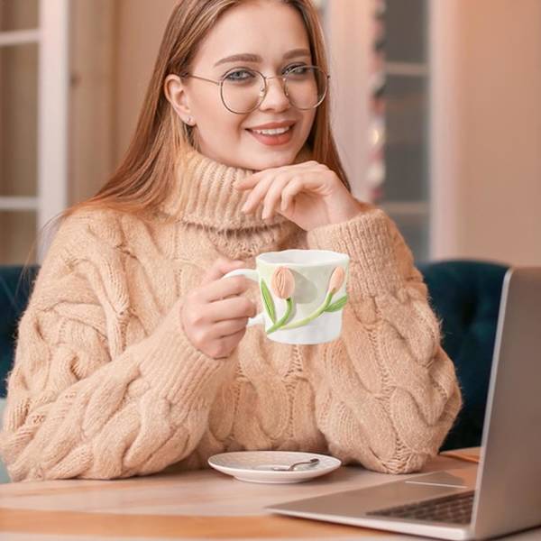3D Blomsterkrus, Lily of The Valley Håndlavede Kopper | 12 oz Blomsterkeramikkrus, Mælkekrus Sød 3D Keramisk Blomst til Te, Kaffe til Voksne, Børn Lys