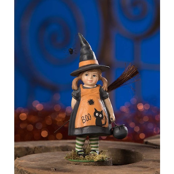 Bethany Lowe     Winnie Witch