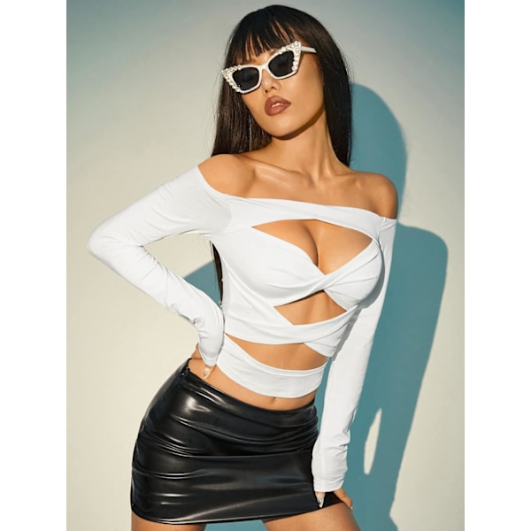 Kvinners utskårne langarmede rundhalsade Crop Top Slim