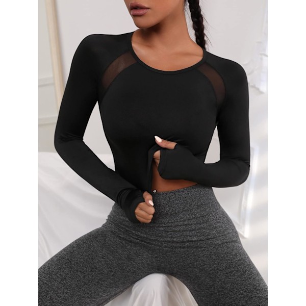 Kvinners utskårne langarmede rundhalsade Crop Top Slim
