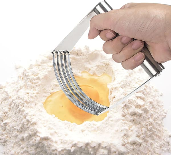 Deigblander, 4,6 tommer x 4 tommer deigkutter i rustfritt stål med håndtak i rustfritt stål for deigmikser smørkutter baking (sølv)