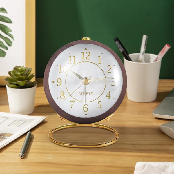 Lille ur, med snooze, natlys, baerydrevet, ingen tikkende lyd, analog ur til soveværelse, stue mørk