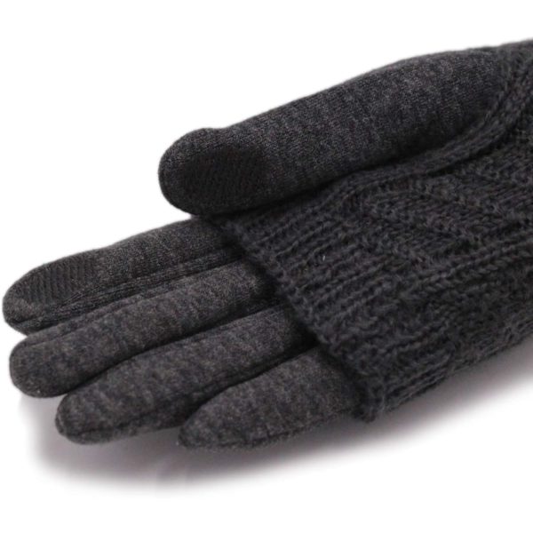 Vintervarma stickade fingerlösa handskar