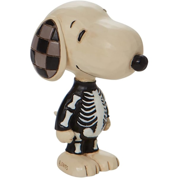 Enesco Peanuts av Jim Shore     Kollektion Snoopy klädd som ett skelett Miniatyrfigur - Hartshandgjord målad samlarobjekt Peanuts