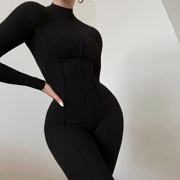 Smal og sexy langarmet jumpsuit