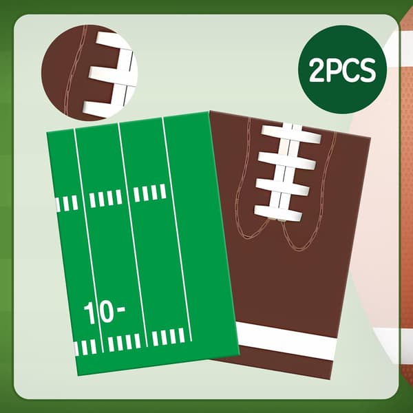 Fotbollsfestdekorationer 2-pack plastfotbollsduk (54x108 tum) Engångs rektangulär grön brun bordsduk Touchdown Team