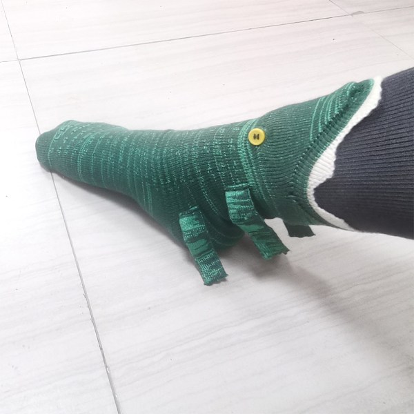 Julstickade krokodilstrumpor (Barnutgåva)