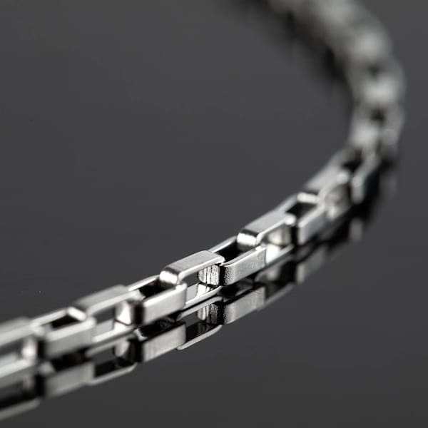 33 fot rustfritt stål Box Chain Bulk Silver Halsband Kedjor Roll