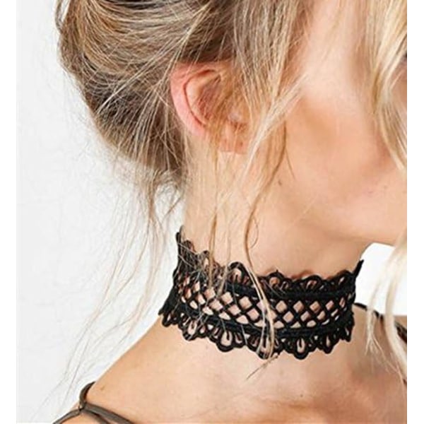 Svart ihålig slät spets choker
