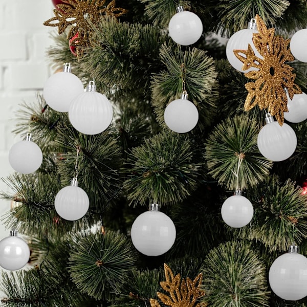 28 st krossäkra julgranskulor i 4 klassiska ytbehandlingar för jul