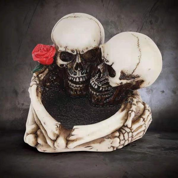 To kranier Rock Punk Style Skull Askebæger Resin Håndværk Hjemmeindretning Halloween Dekoration Husholdningsartikler (Farve: B) B  B