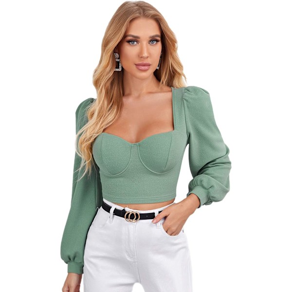 Elegant damebluse med hjerteformet utringning, lange ermer og kort topp