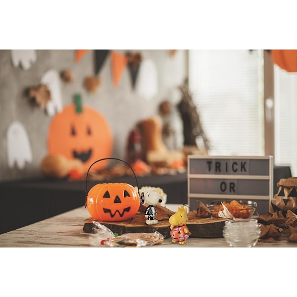 Enesco Peanuts av Jim Shore     Kollektion Snoopy klädd som ett skelett Miniatyrfigur - Hartshandgjord målad samlarobjekt Peanuts
