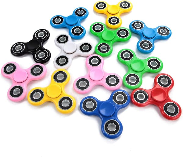 Fidget Spinnerit - Stressilelut - Valmistujaisjuhlapalvelukset lapsille 10 kpl