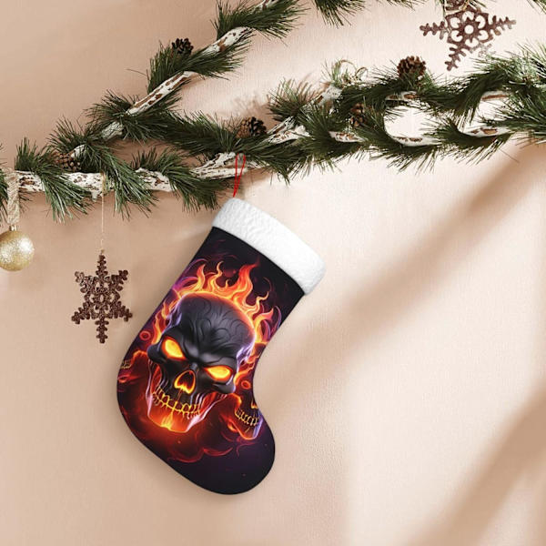 Flaming Skulls Mörka Rymden Julstrumpor 17,7 tum, Mjuka Julstrumpor Klassiska Presentbehållare för Festlig Semesterbrask Dekorationer Familj